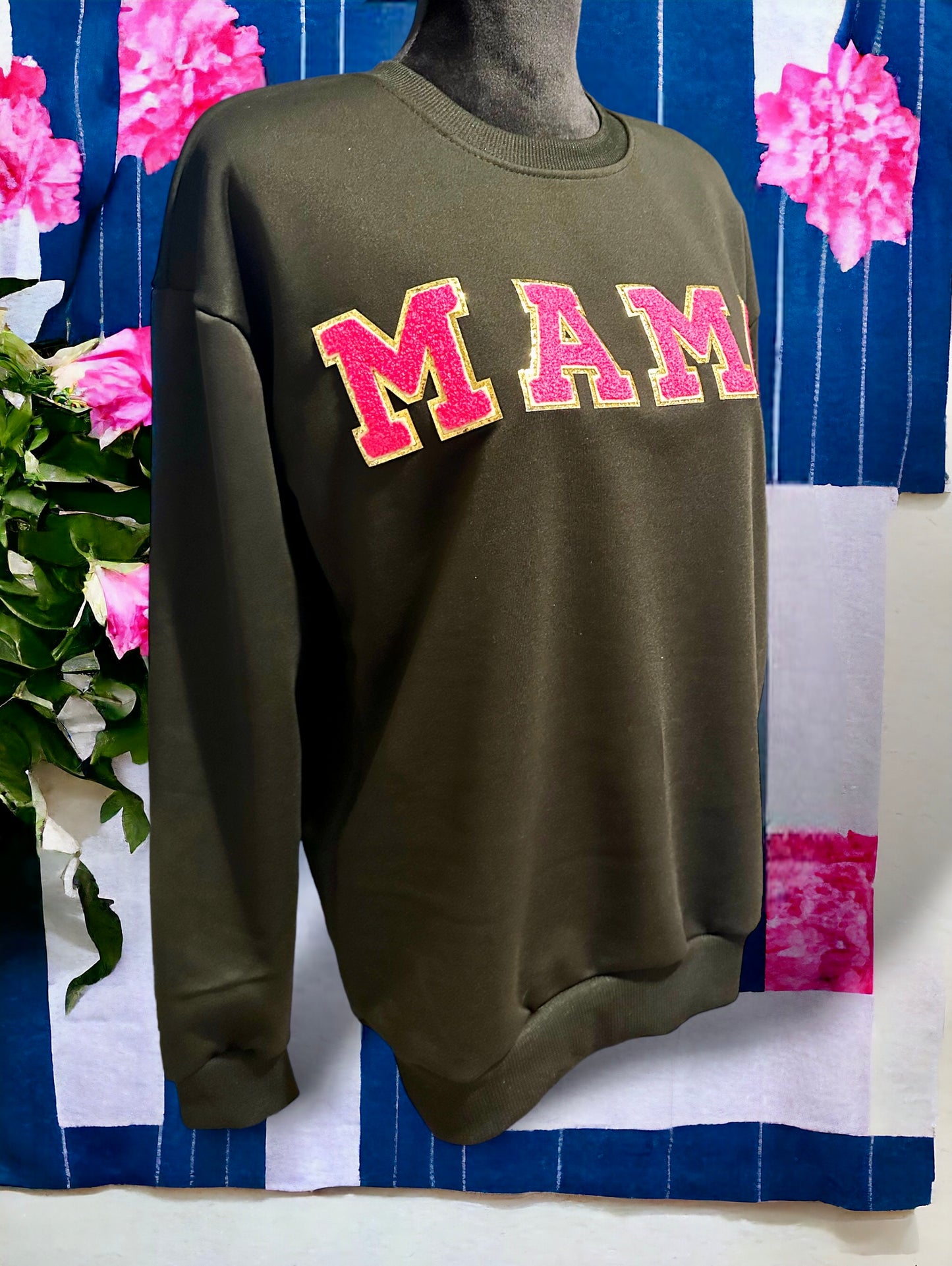 Womens chenille patch Mama sweatshirt