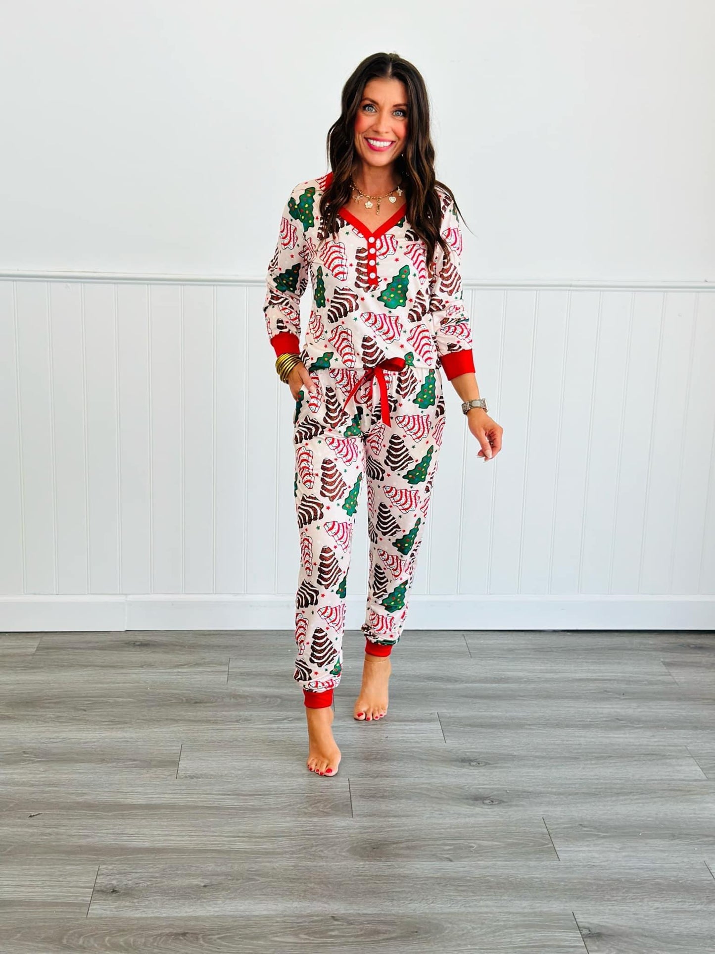 Shirley & Stone jogger lounge pajama set Christmas cake trees